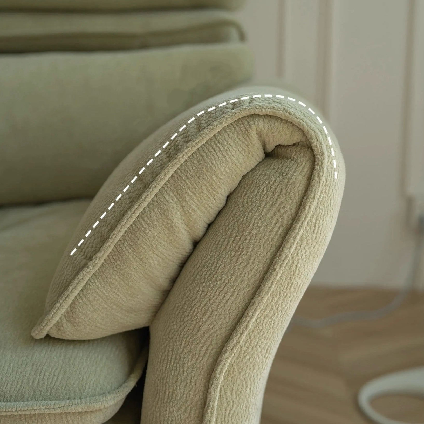 Benjamin Electrical Extendable Sofa