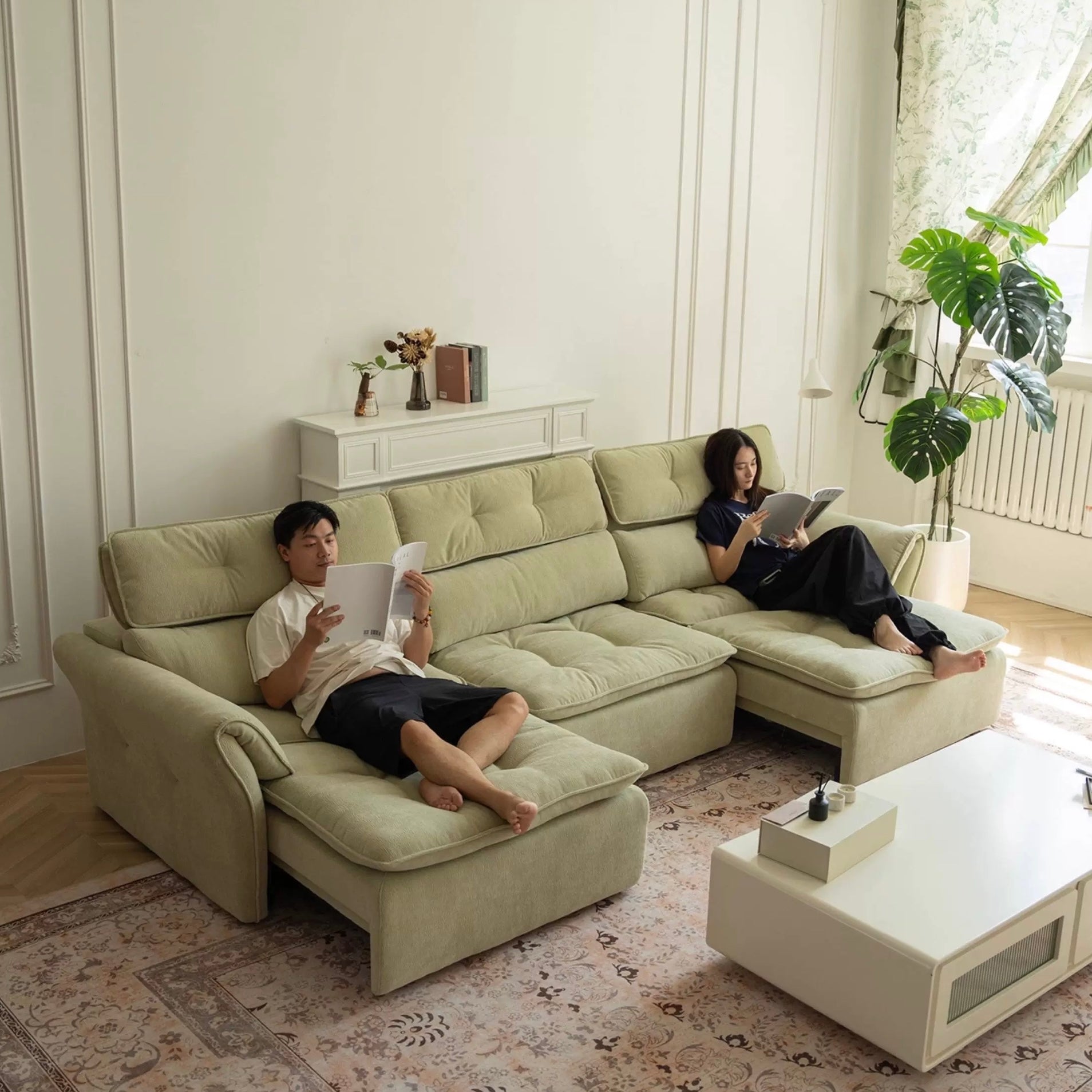 Benjamin Electrical Extendable Sofa