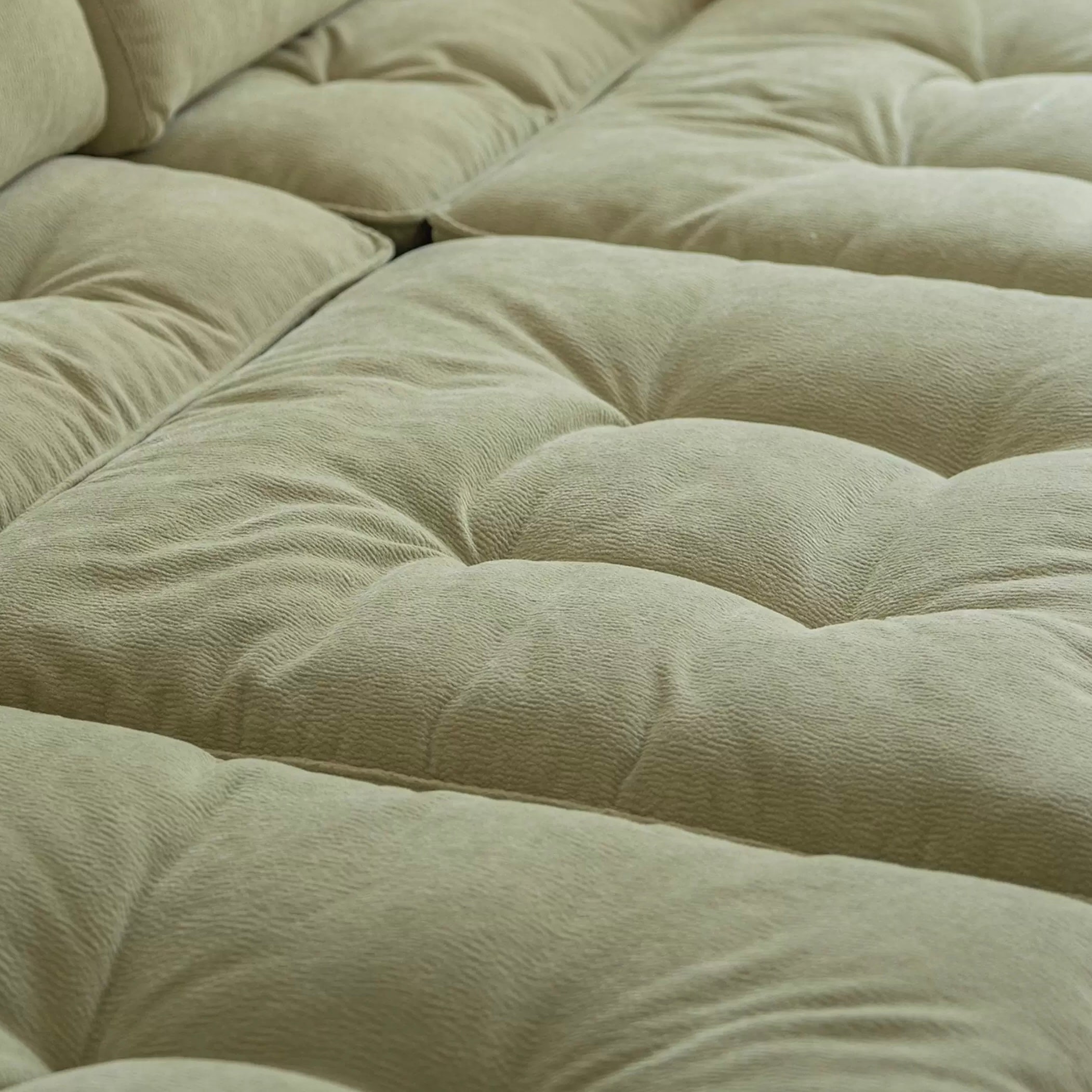 Benjamin Electrical Extendable Sofa