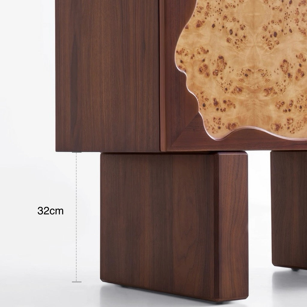 Maris Cabinet