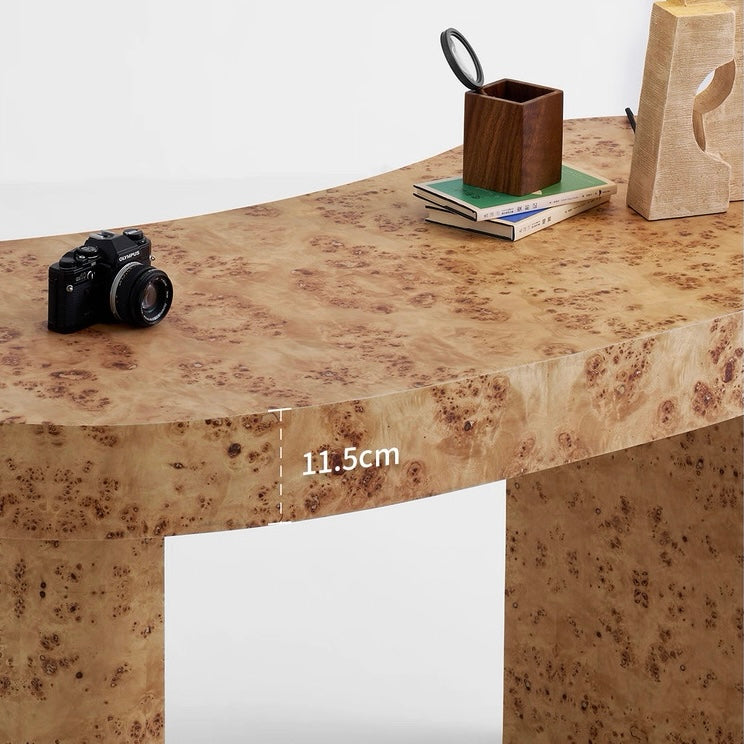 The Gigi Table